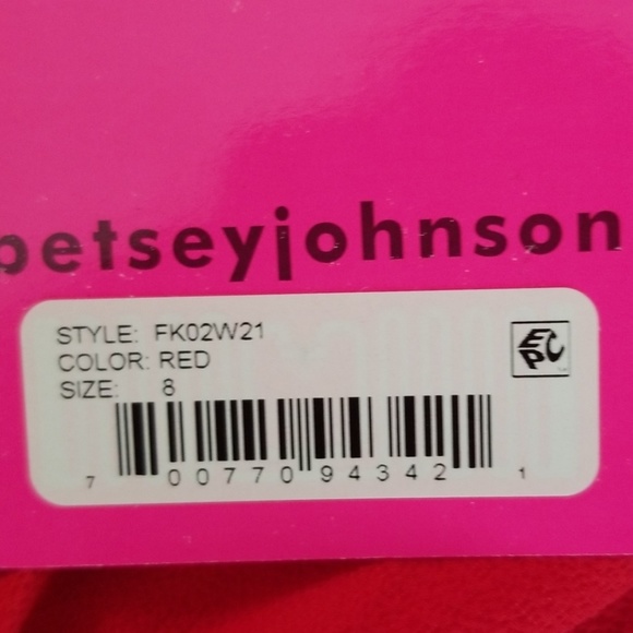 Betsey Johnson Pebble Crepe Dress - Picture 5 of 7